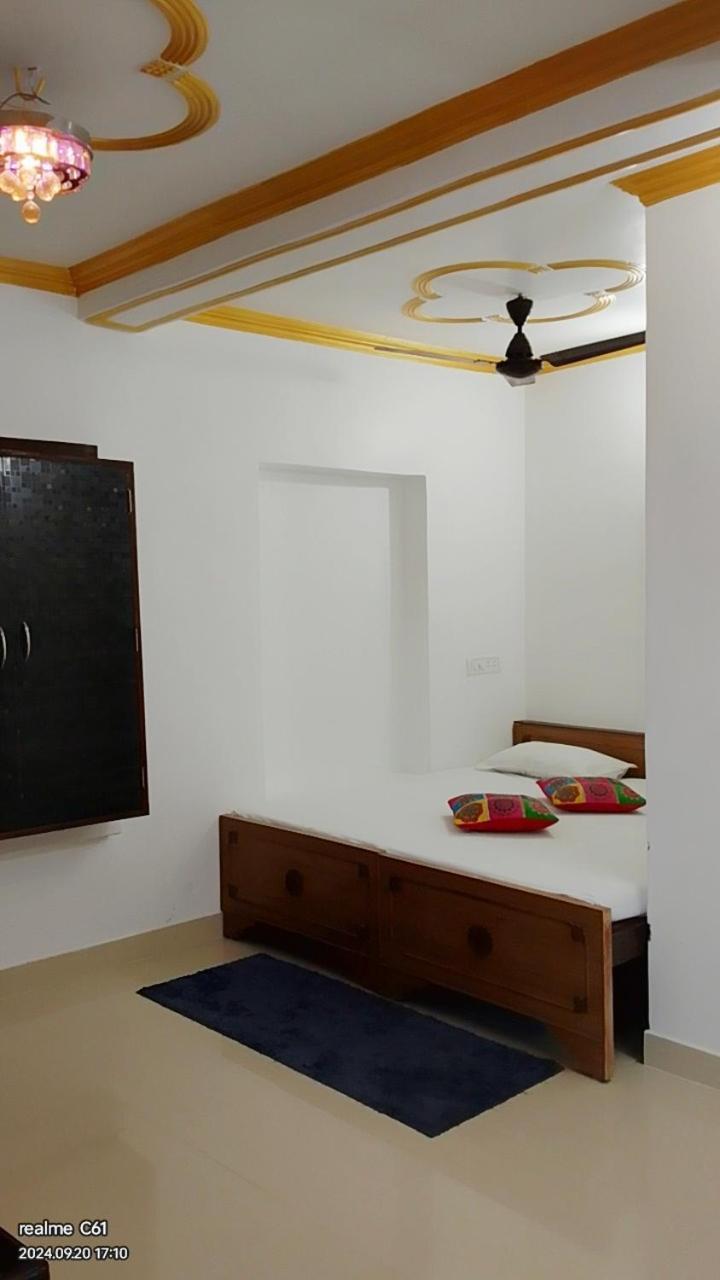 Ganga Paying Guest House Varanasi Ruang foto