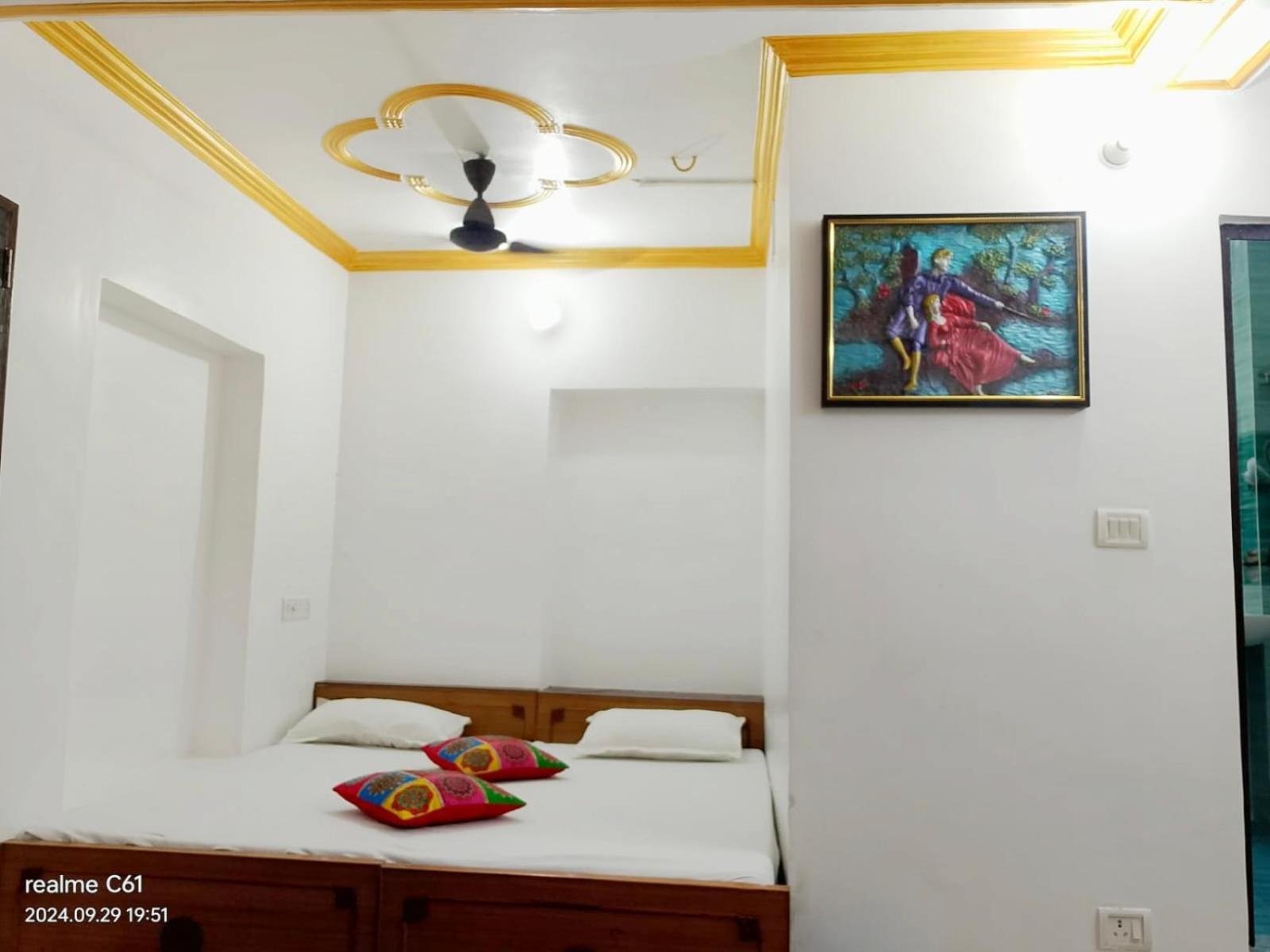 Ganga Paying Guest House Varanasi Ruang foto