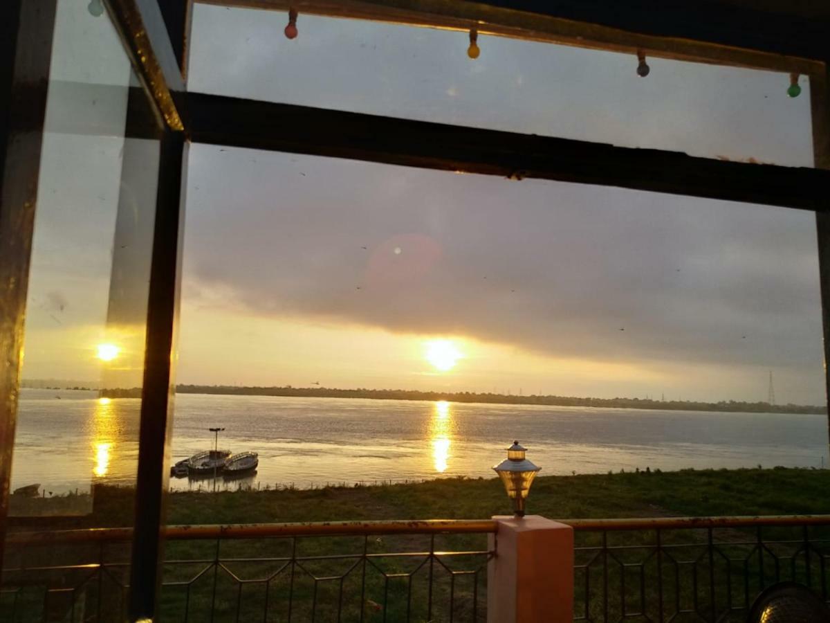 Ganga Paying Guest House Varanasi Ruang foto